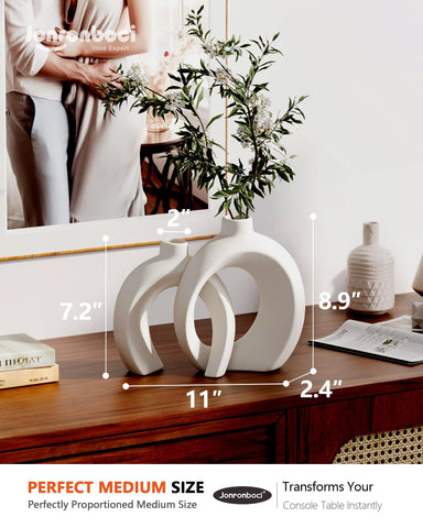 Jonronboci donut vase for shelf display, versatile decor piece.