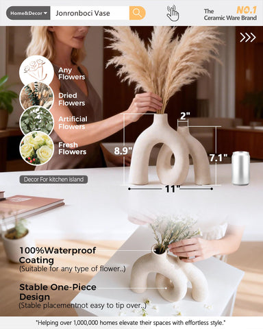 Jonronboci Hug Donut Vase Set showing conjoined design as artful centerpiece