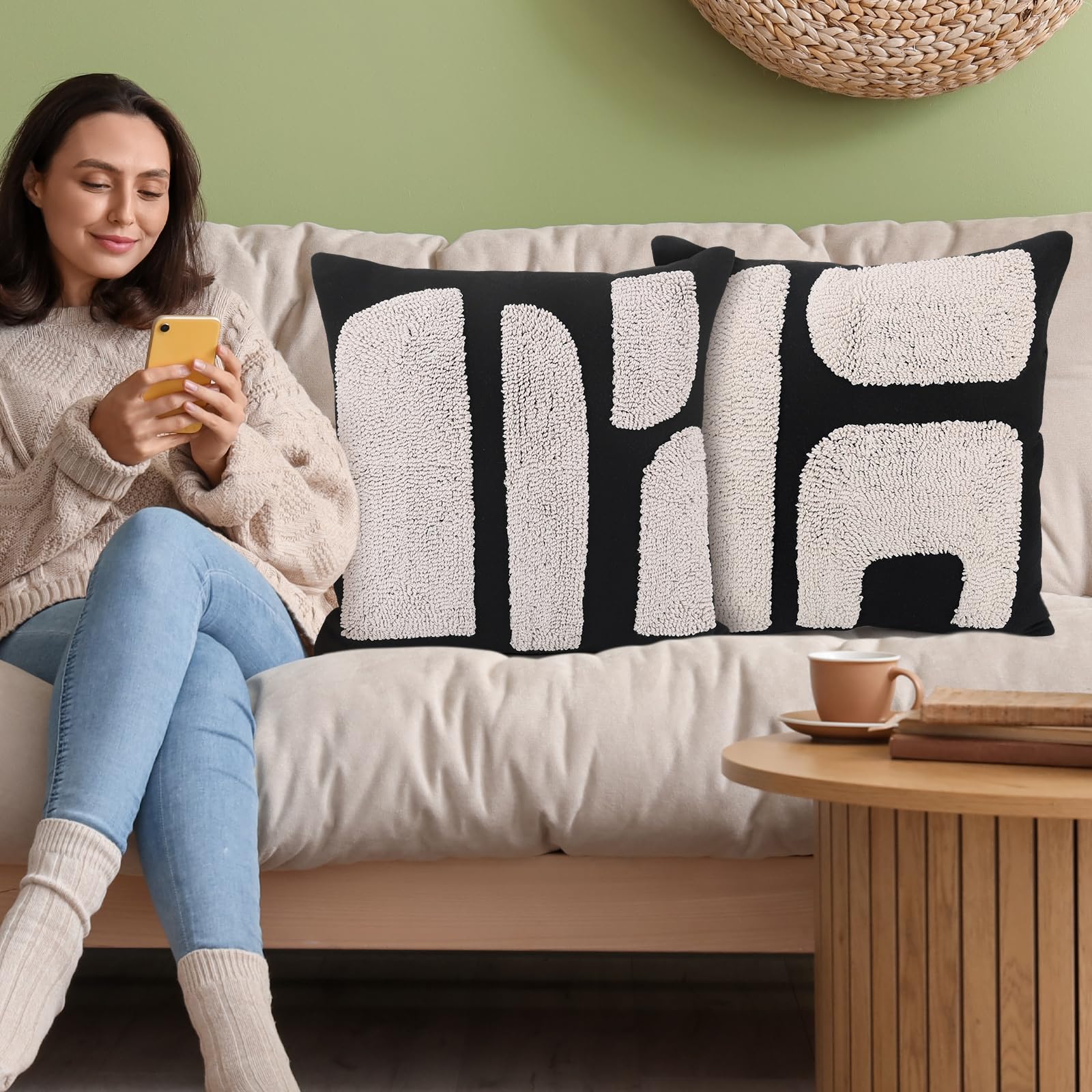 Joottuan durable polyester pillow cover for indoor and outdoor use