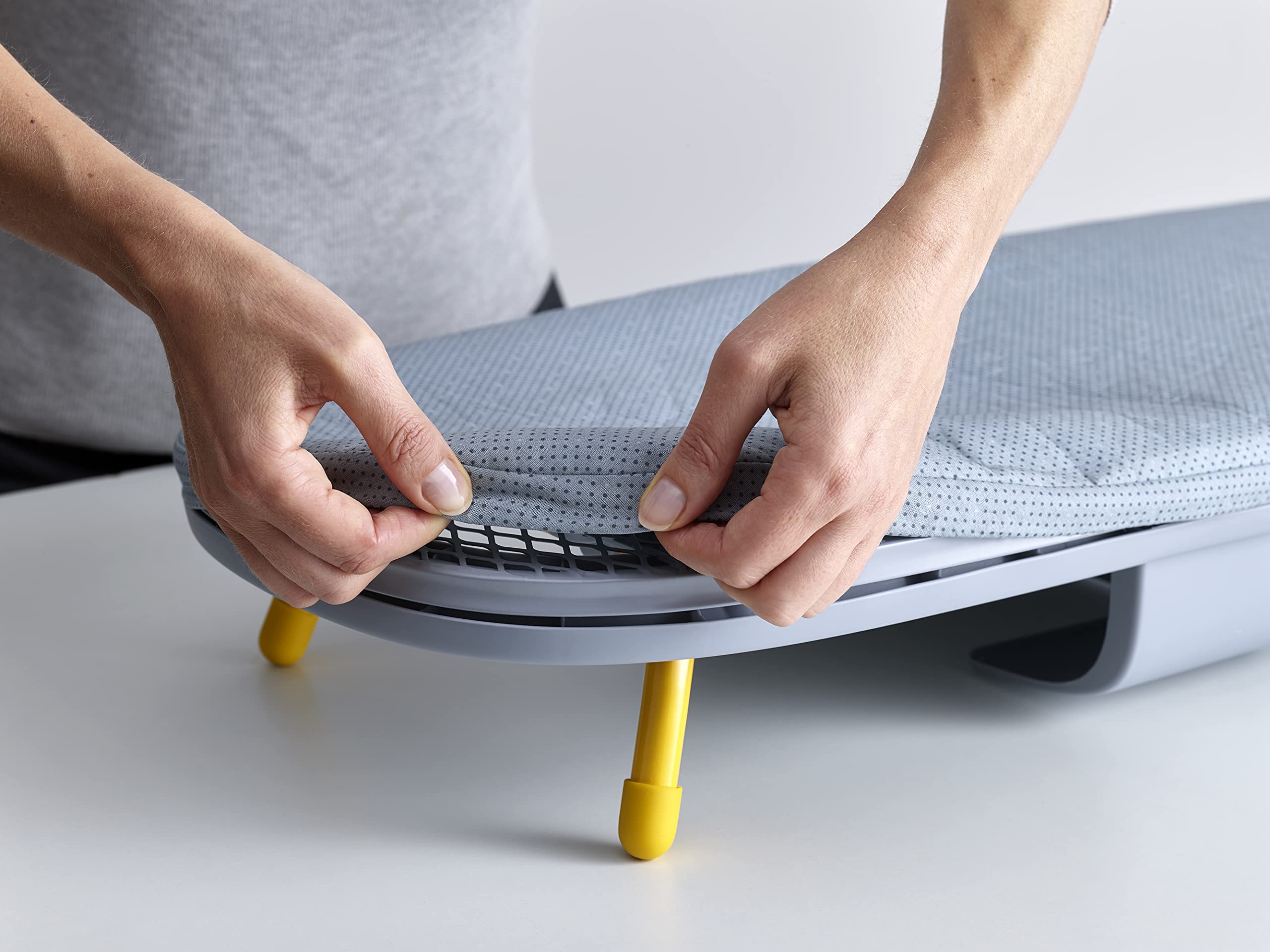 Sturdy non slip legs provide stable ironing with Pocket Max