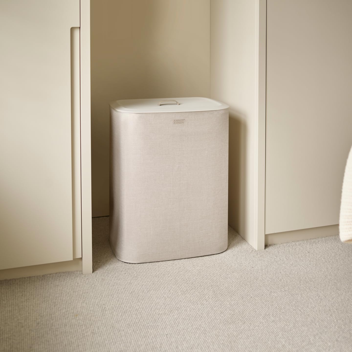 Joseph Joseph Tota Trio ships flat-packed with assembly guide