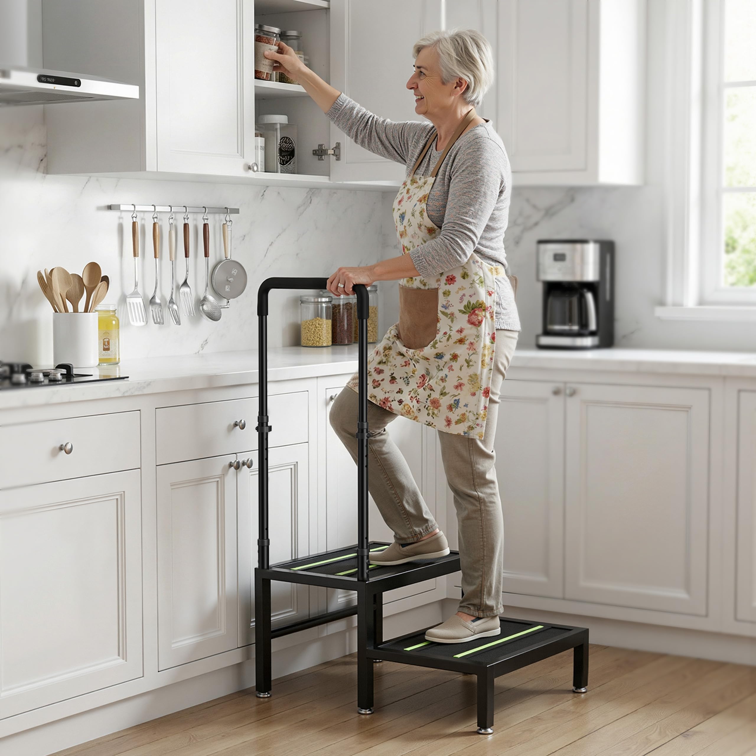 Josmimic adjustable handle in lowest setting supports kids and compact storage.