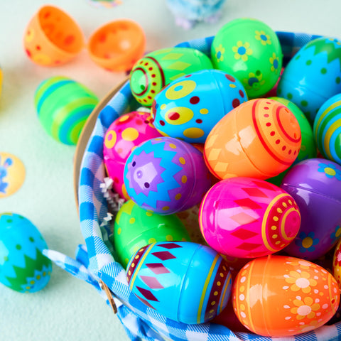 JOYIN 2.3-inch eggs are easy to handle during treasure hunts