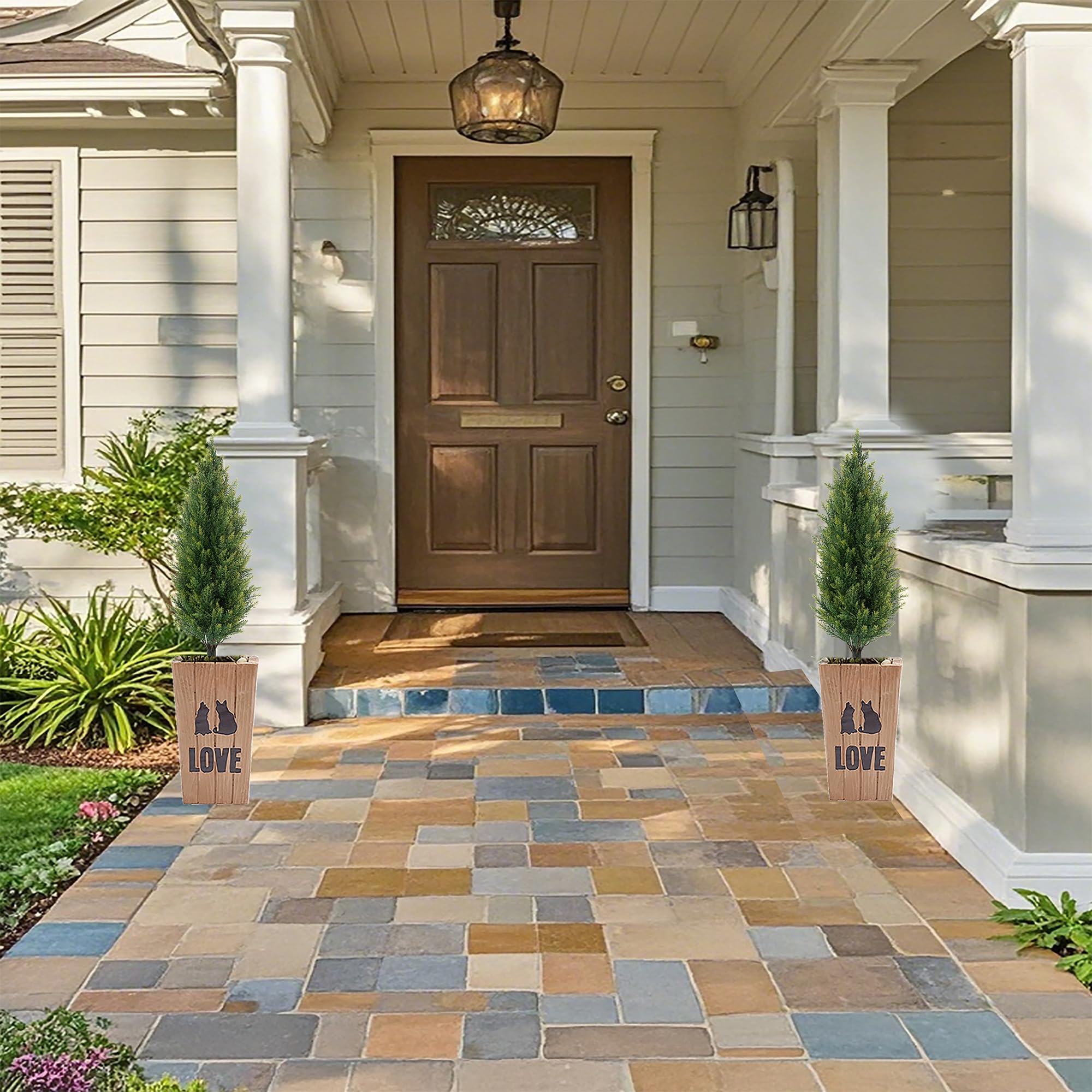 JoyPower topiary with ground spike for easy outdoor installation