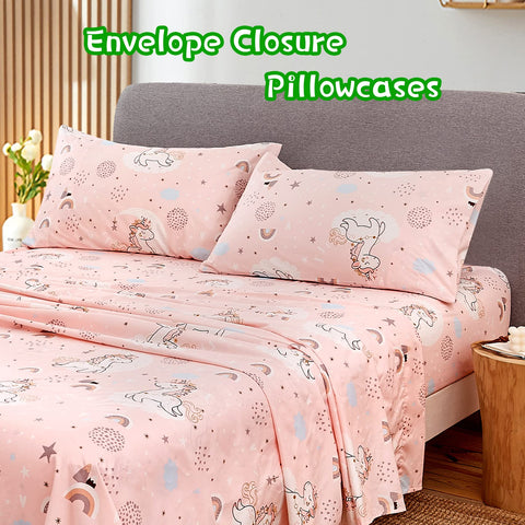 Close-up of JSD Pink Unicorn deep pocket fitted sheet edge