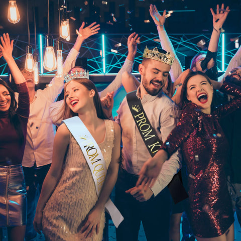 Juexica crown set for men offers bold noble party styling