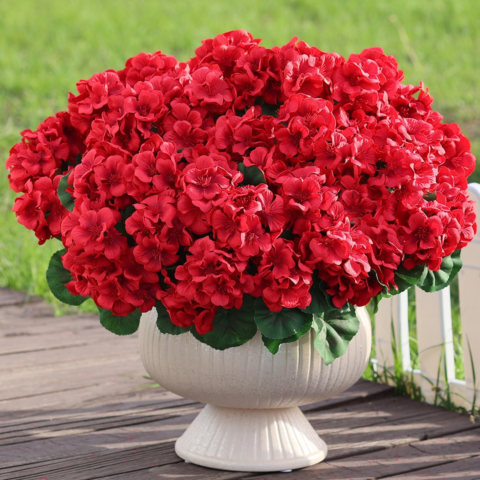 Juxdp 16-bundle 18-inch artificial geraniums for outdoor decor, ideal for front door entrances.