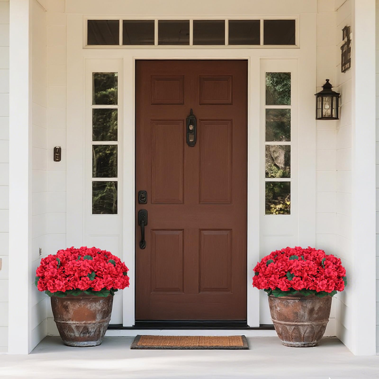 Juxdp UV-protected geranium topiary resists sun and fading.