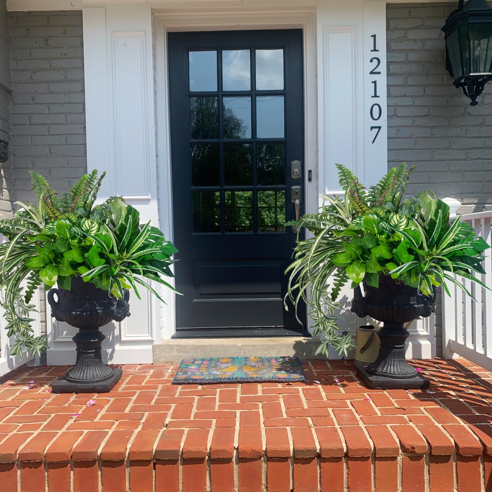 KAFDY DIY outdoor greenery pack enables creative, easy decorating.