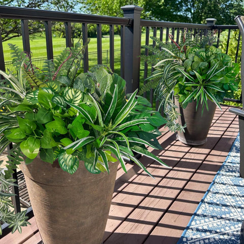 KAFDY eight-bundle artificial greenery for versatile front-door or patio arrangements.
