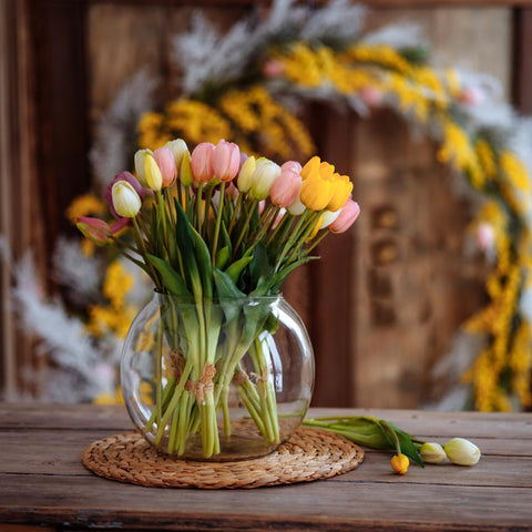 Kainonnan varied bloom tulips ideal for gifting or crafts.