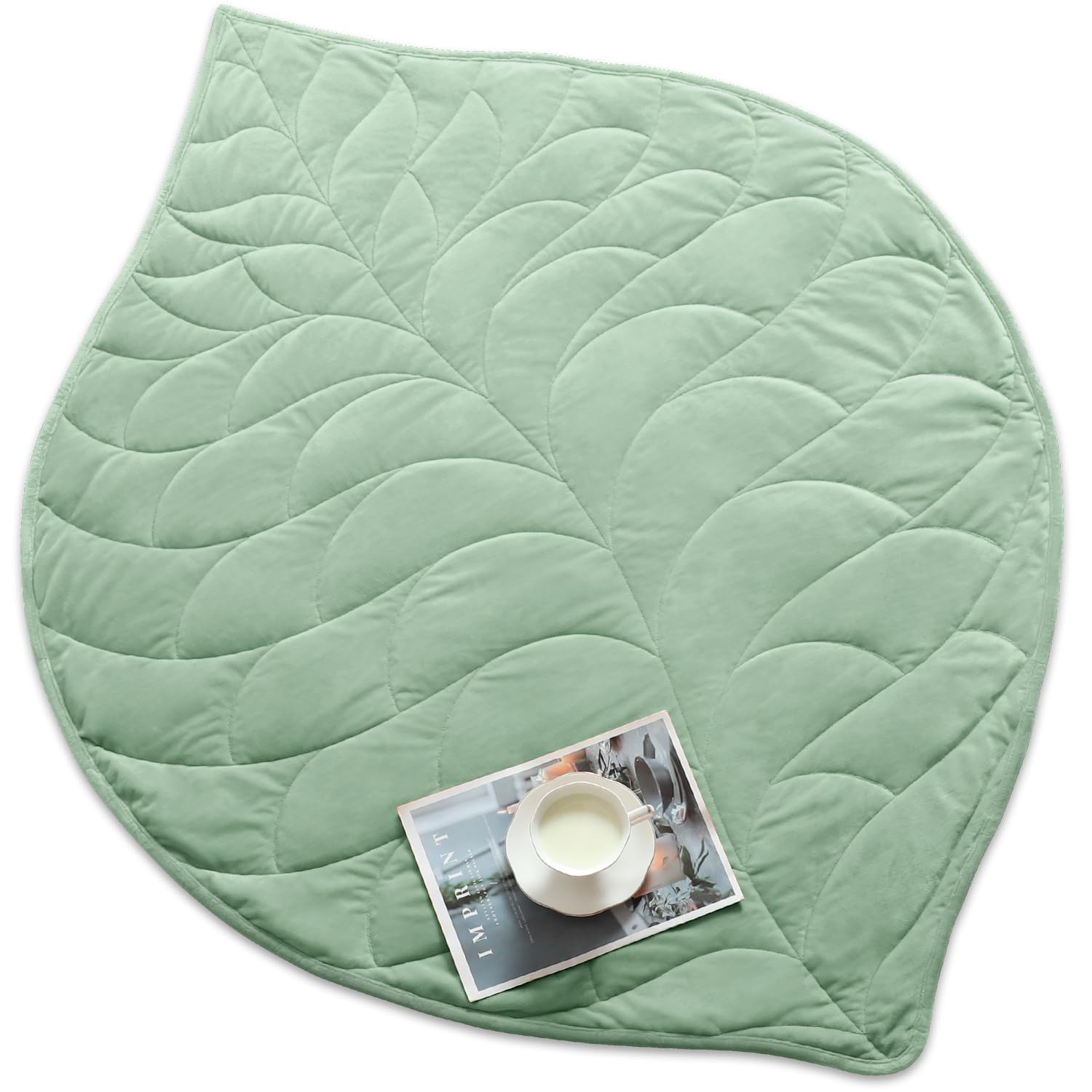 Kaisa leaf-shaped design blanket adds decorative flair and cozy warmth