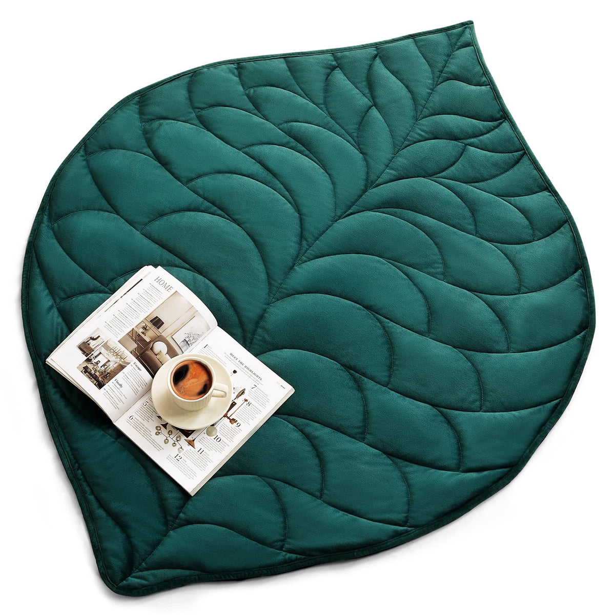 Kaisa weighted blanket green front view provides cozy coverage for relaxed evenings.