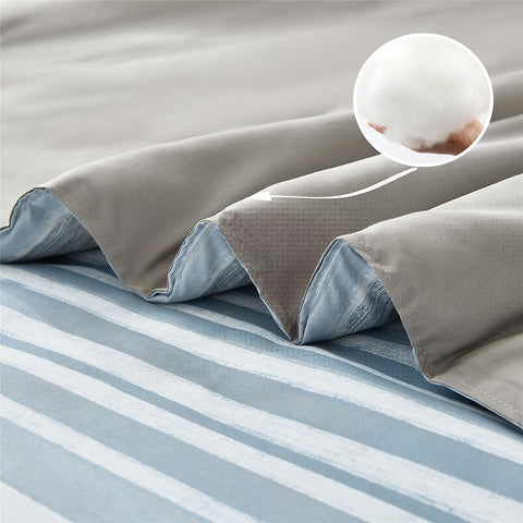 KAKIJUMN light blue stripe bedding set for versatile room styling
