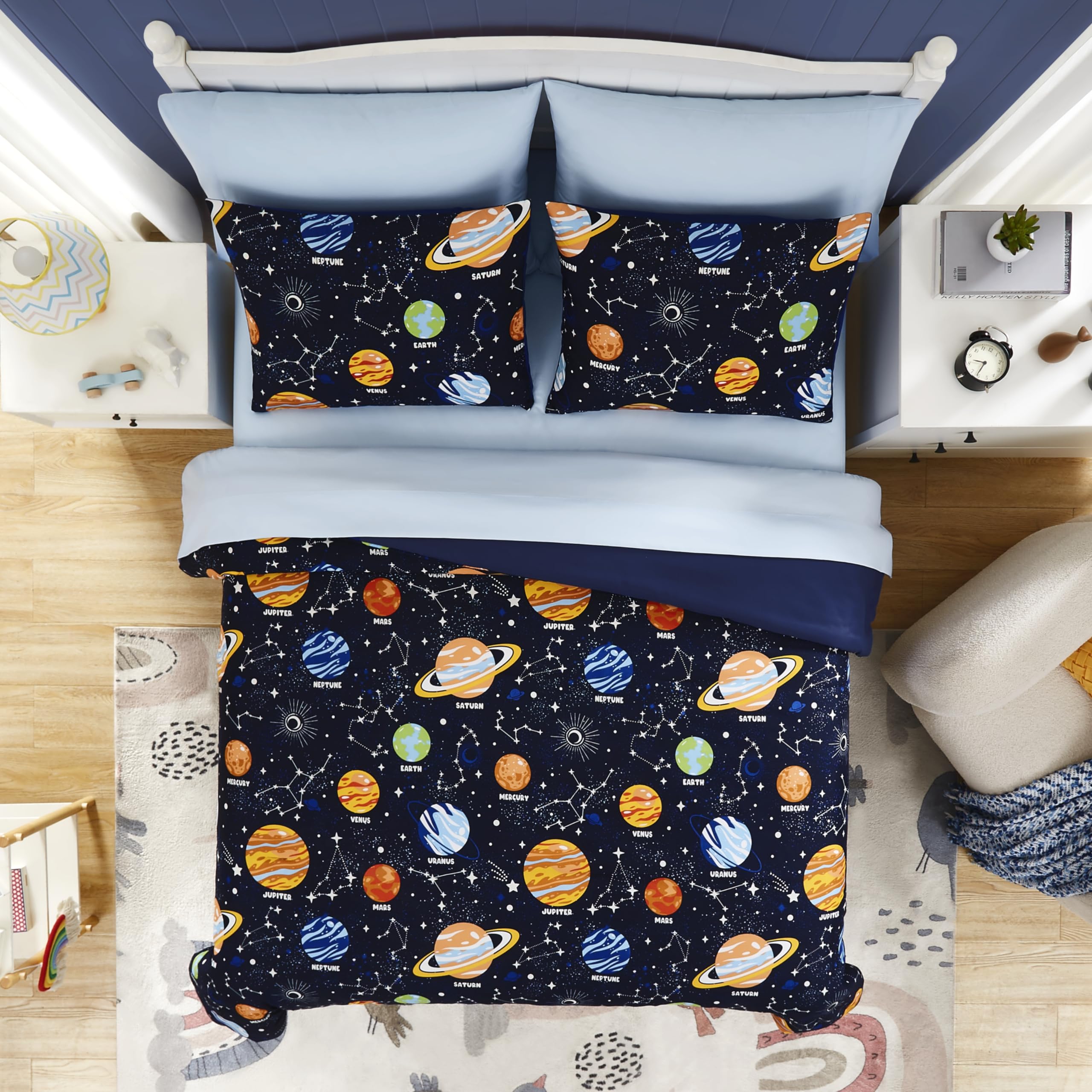 Kaleido Space bedding with cheerful cartoon planets sparks imagination