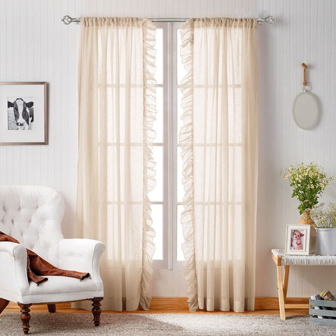 KAMANINA curtain rod after installation with a clean, modern finish.