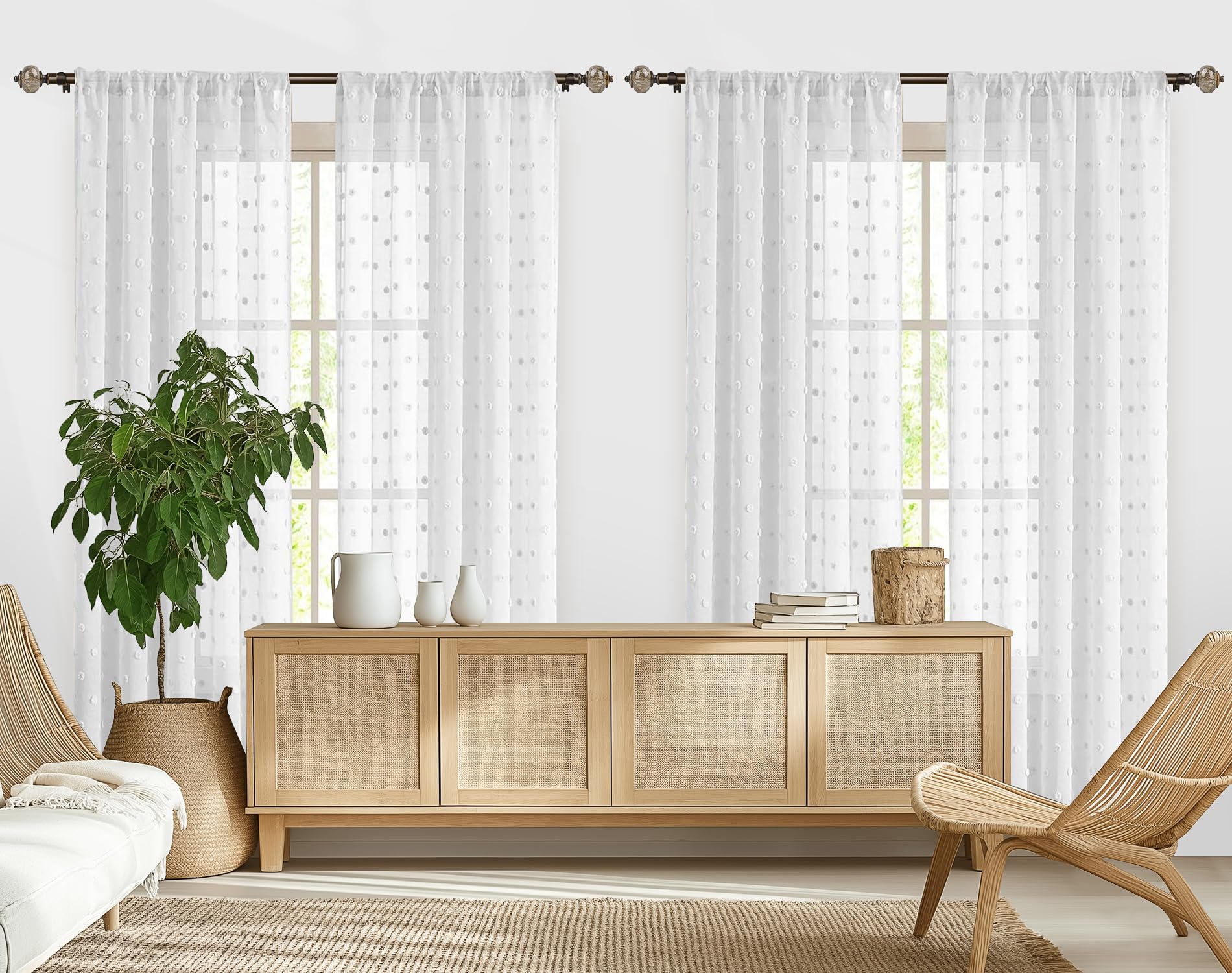 KAMANINA telescoping curtain rod enables easy length adjustment