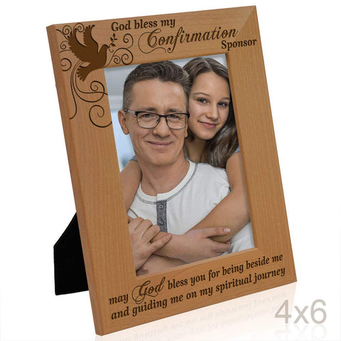 Kate Posh curved beveled edges add a refined touch to memories.