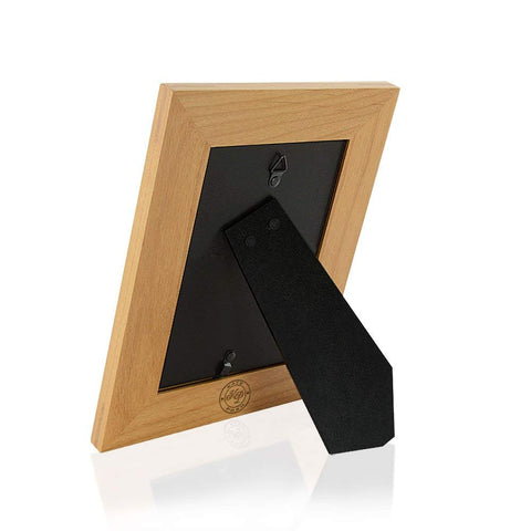 Kate Posh exclusive sponsor frame design honors moments with elegance.