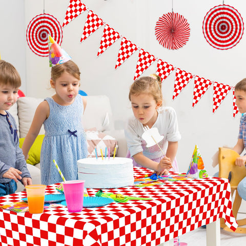 KaTiSeMo coordinated picnic scene showing a photo-ready backdrop.