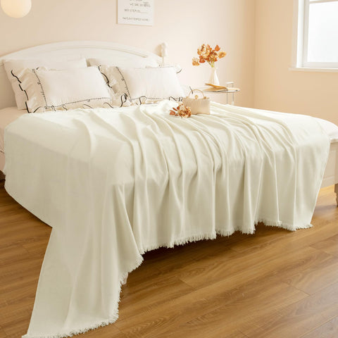 KaviKon durable chenille with anti-pill performance for daily wear.