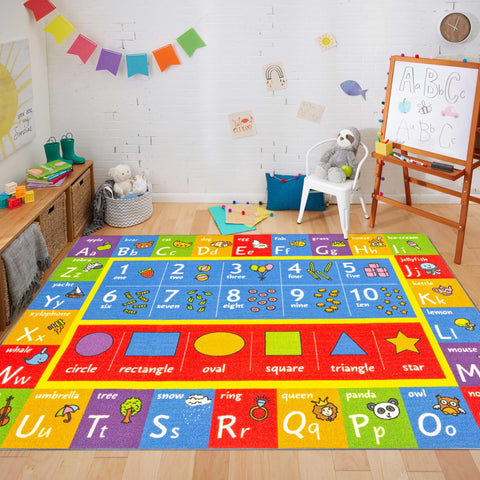 KC Cubs 5x7 rug has durable edging for daily classroom or home use