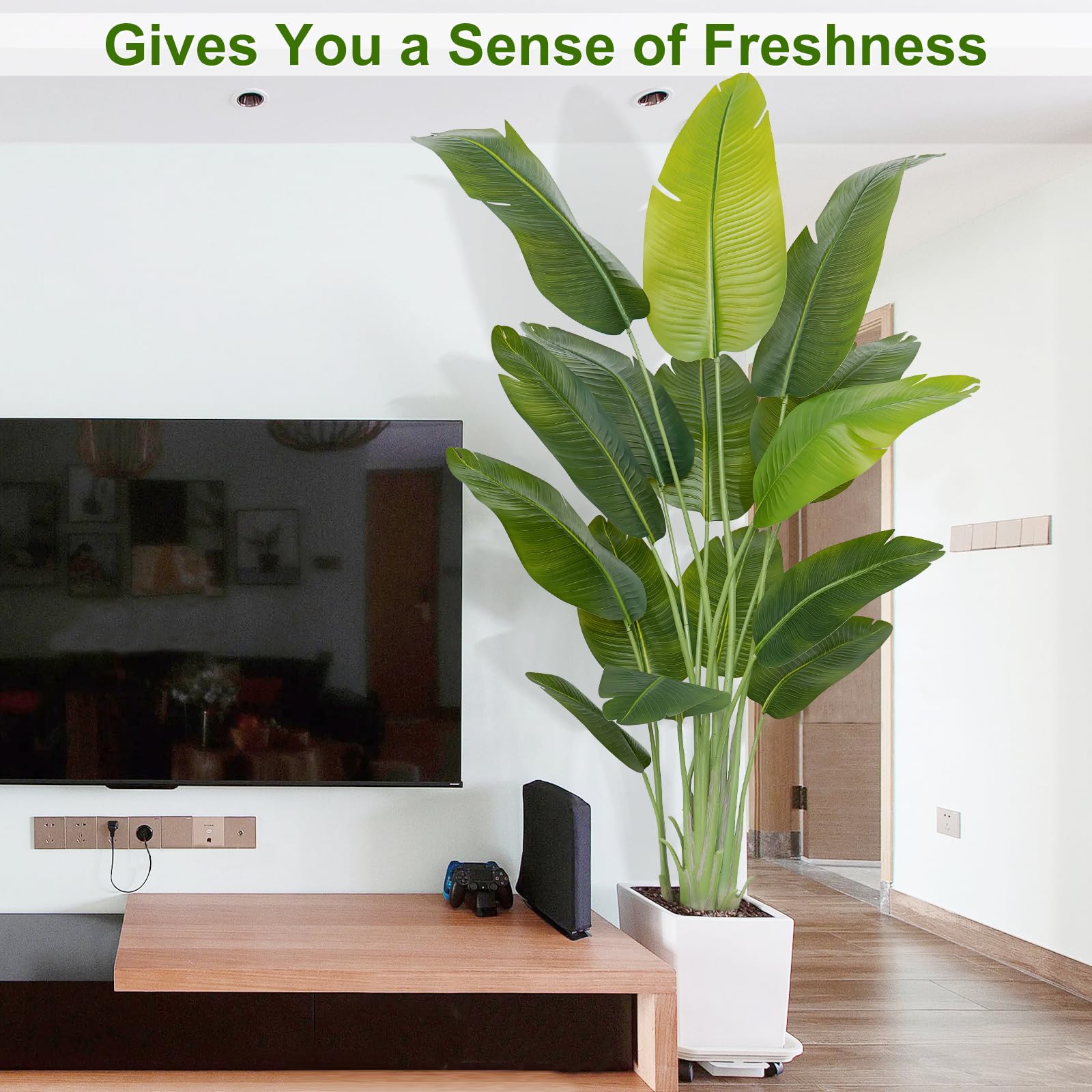Keeplush fade-resistant materials help maintain beauty over time.