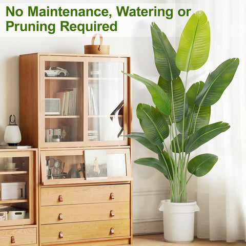 Keeplush fade-resistant materials keep color vibrant without watering.