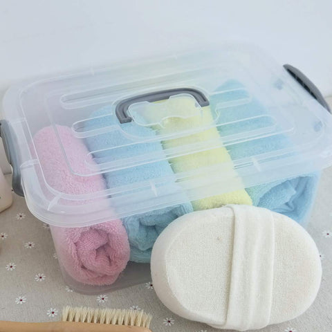 Kekow latch box handle design enables easy carrying.