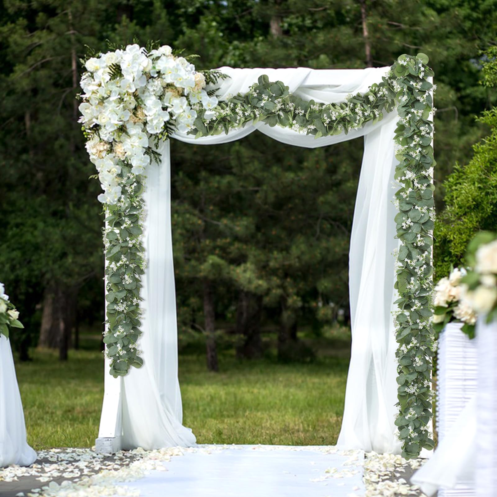 Khoyime garland with white flowers for romantic tablescapes and events.