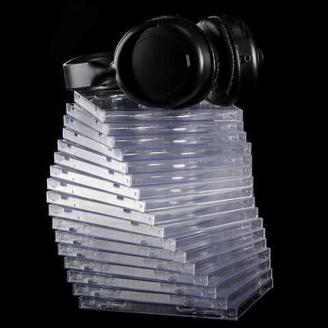 Kigley scratch and dust proof design; reduces friction and keeps discs clean.