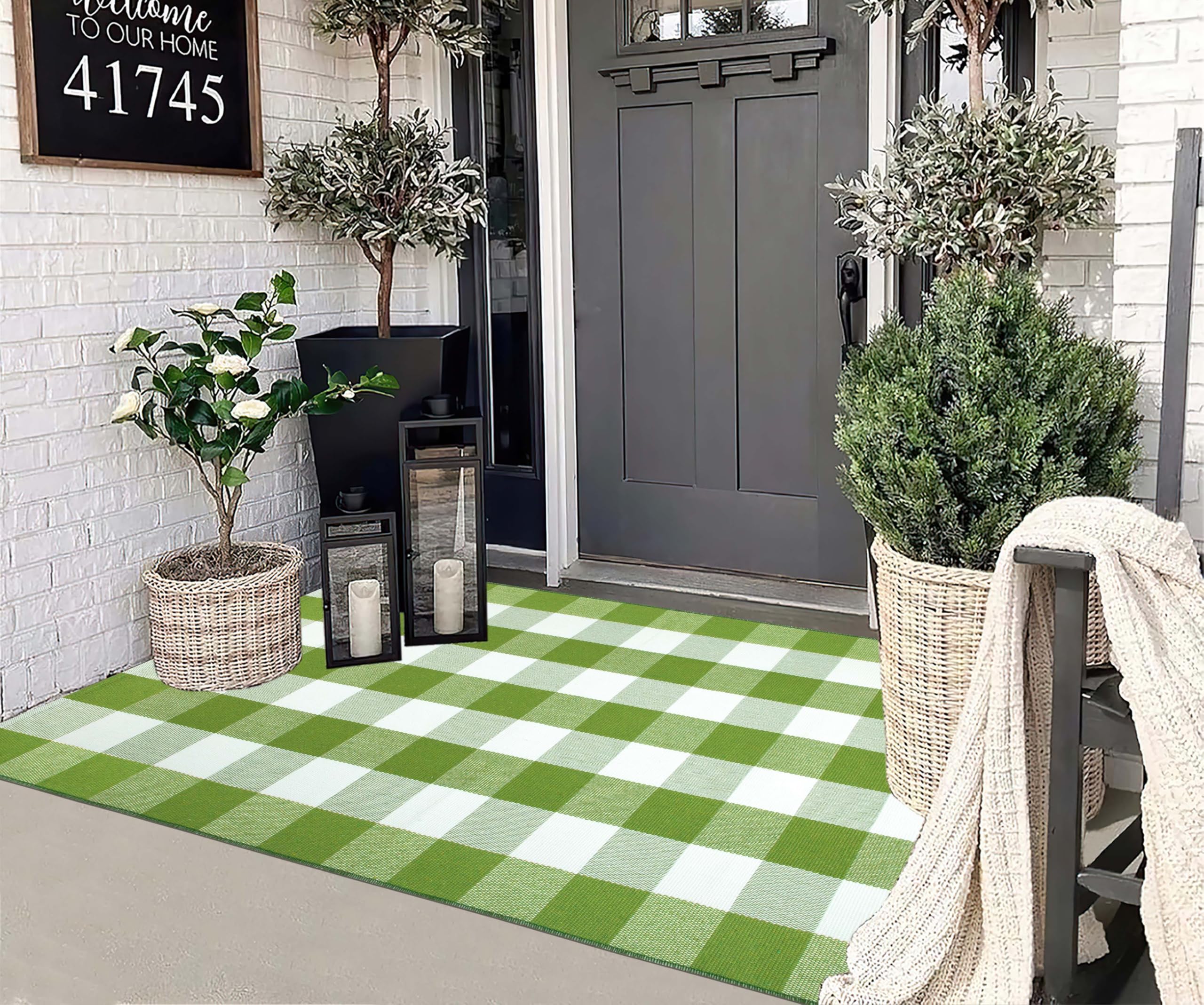 KIhipIoe green and white buffalo plaid outdoor rug, durable and easy to clean for busy entrances.