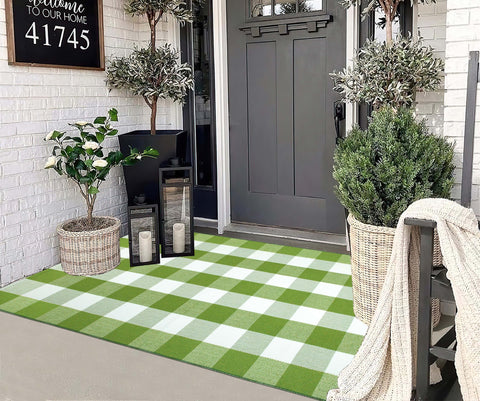 KIhipIoe green and white buffalo plaid outdoor rug, durable and easy to clean for busy entrances.