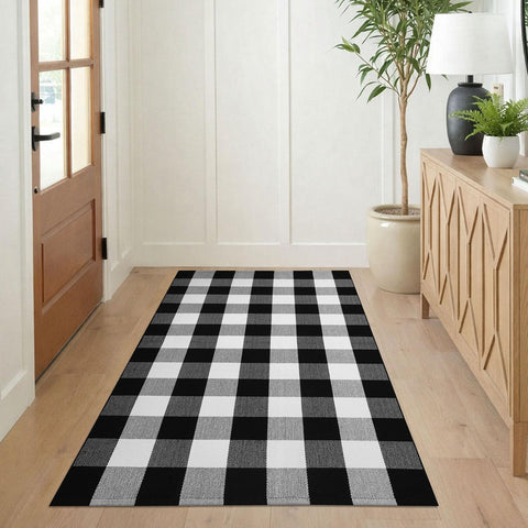 KILOCOCO buffalo plaid rug outdoor porch image highlighting easy cleaning and quick maintenance.
