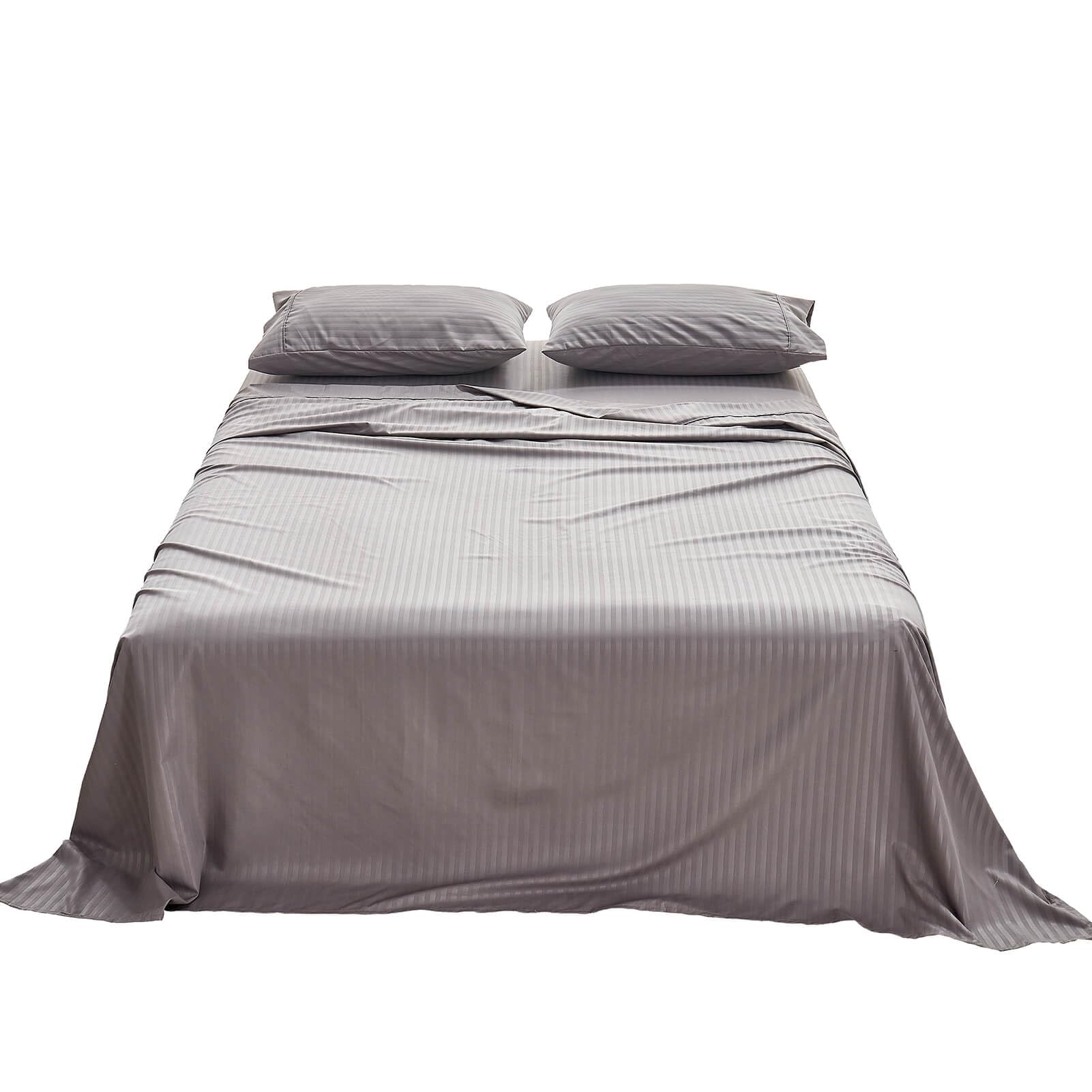 Kingnex pillowcases included for a complete bedding look