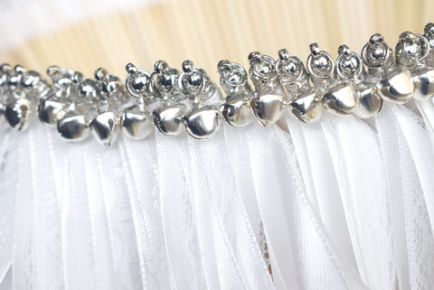 Kingsnow off white lace sash detail on ribbon wand
