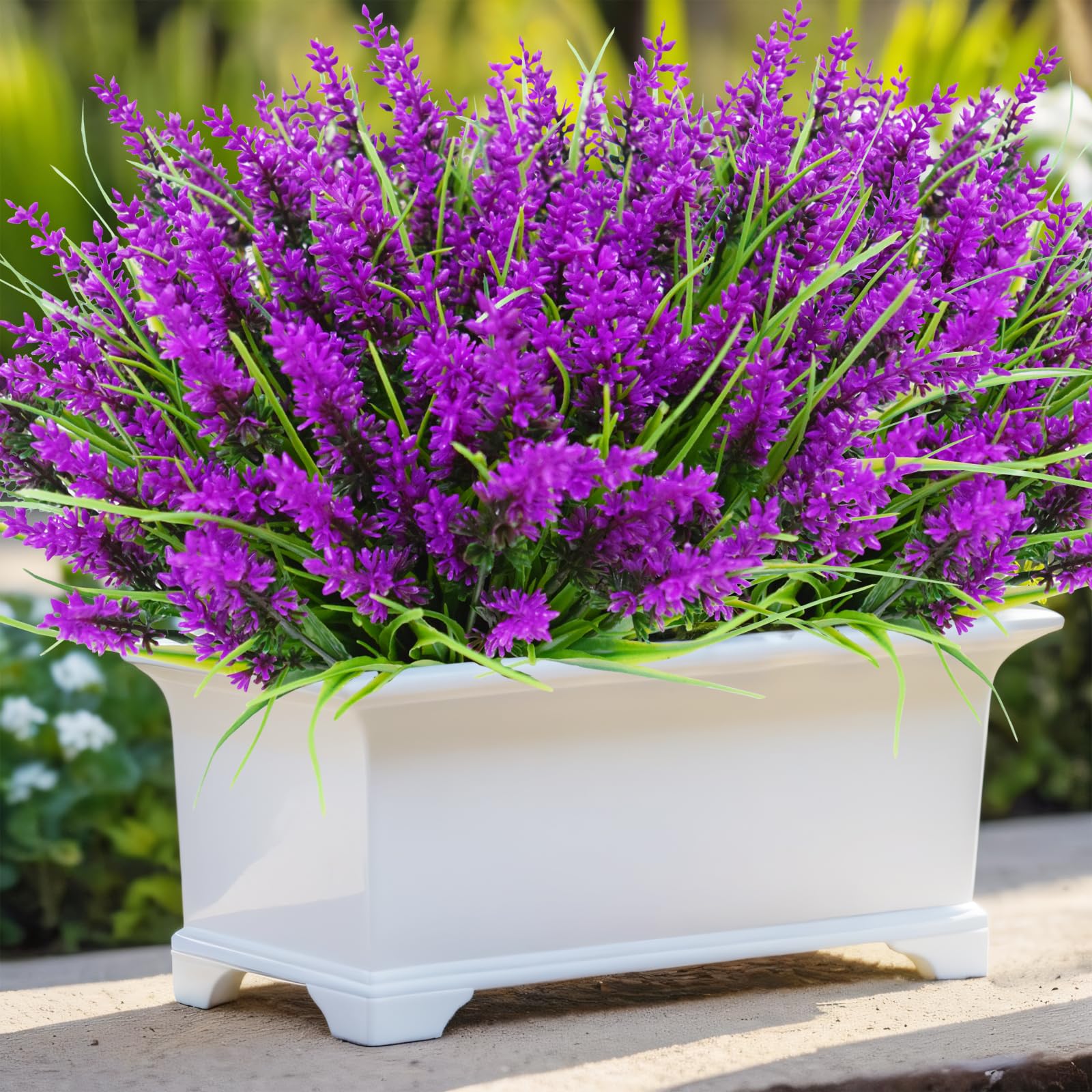 Kinisty bendable stems allow easy shaping for porch and garden decor.