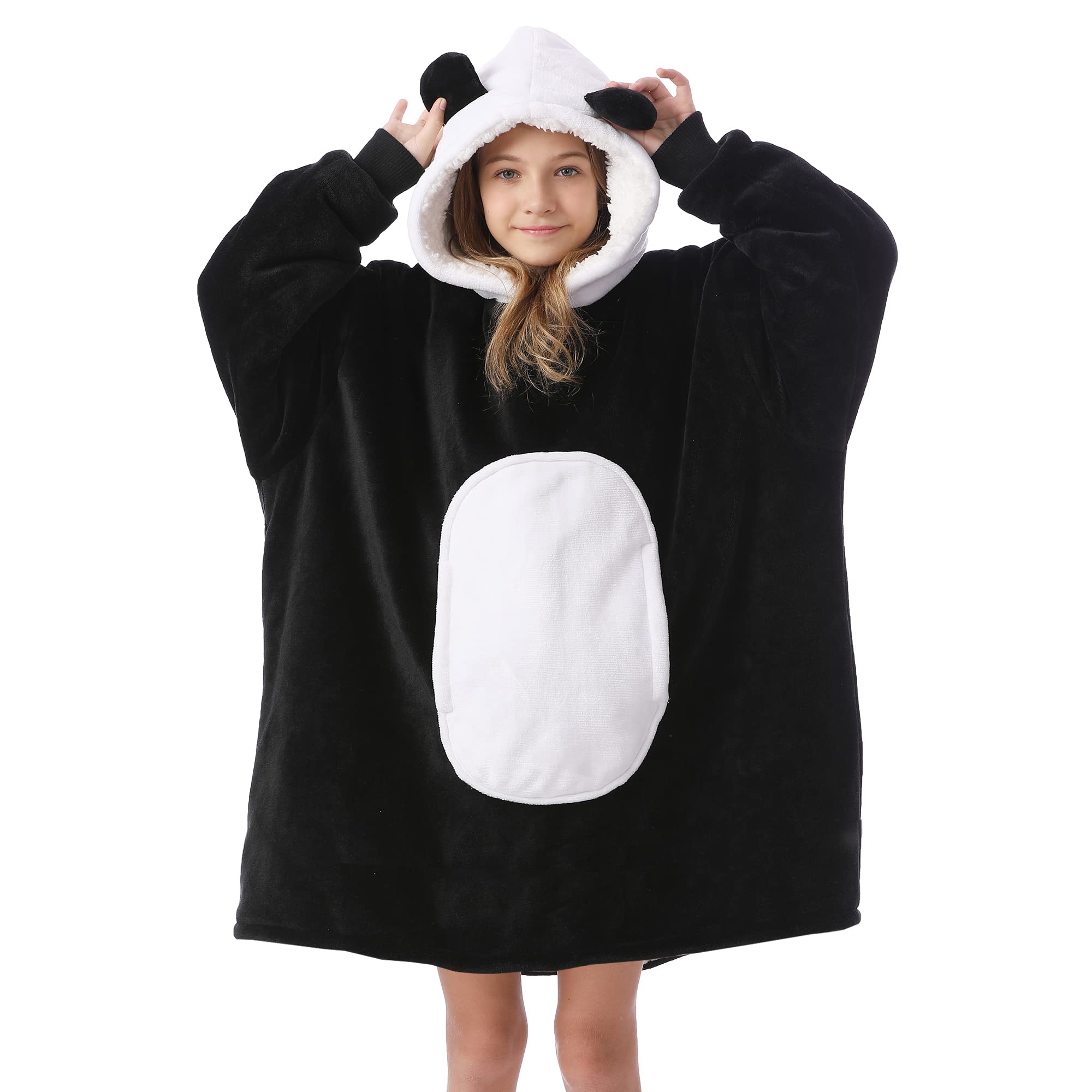 Kipswiza Panda hoodie blanket for kids in sherpa, cozy warmth during chilly evenings.