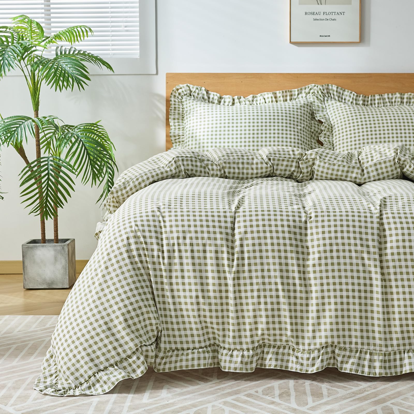 Kisswish gingham duvet cover queen full view shows rustic charm and cozy comfort.
