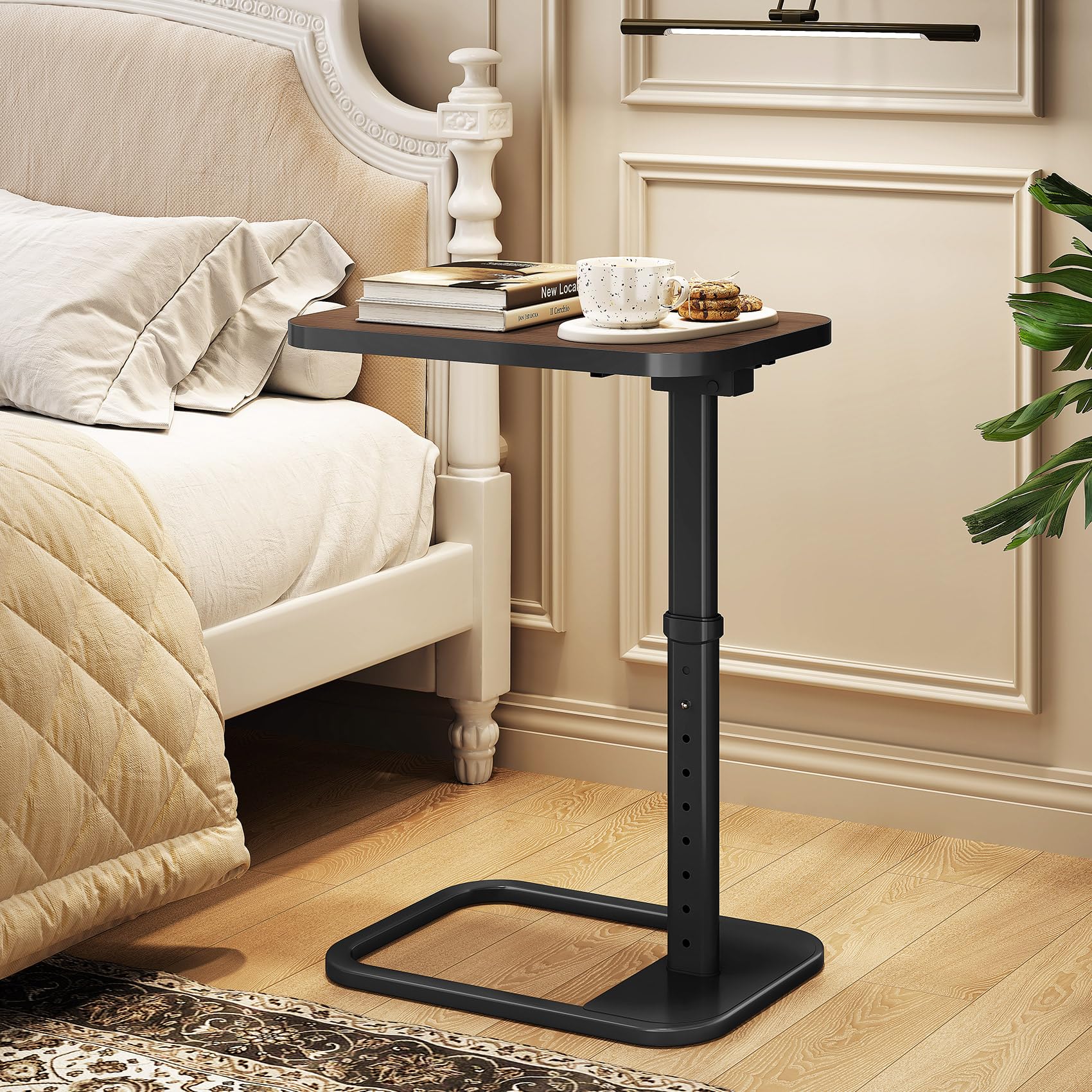 Kitstorack TV Tray Table with rounded metal corners for safe handling.