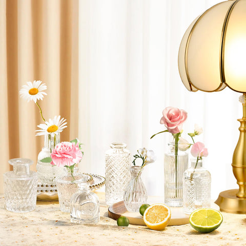 KOIUEYW thick-base vases provide sturdy display for daily use