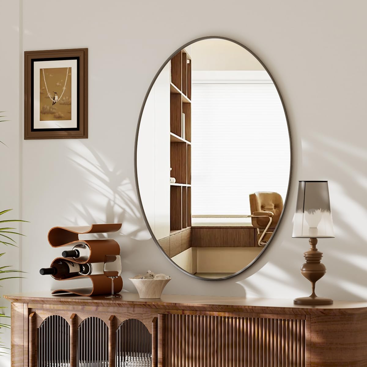 Koonmi honeycomb packaging protects the mirror during transit.