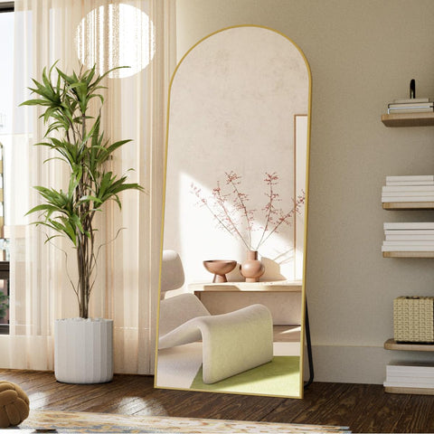 Koonmi ultra HD nano glass minimizes distortion for crisp, true-to-life reflections.