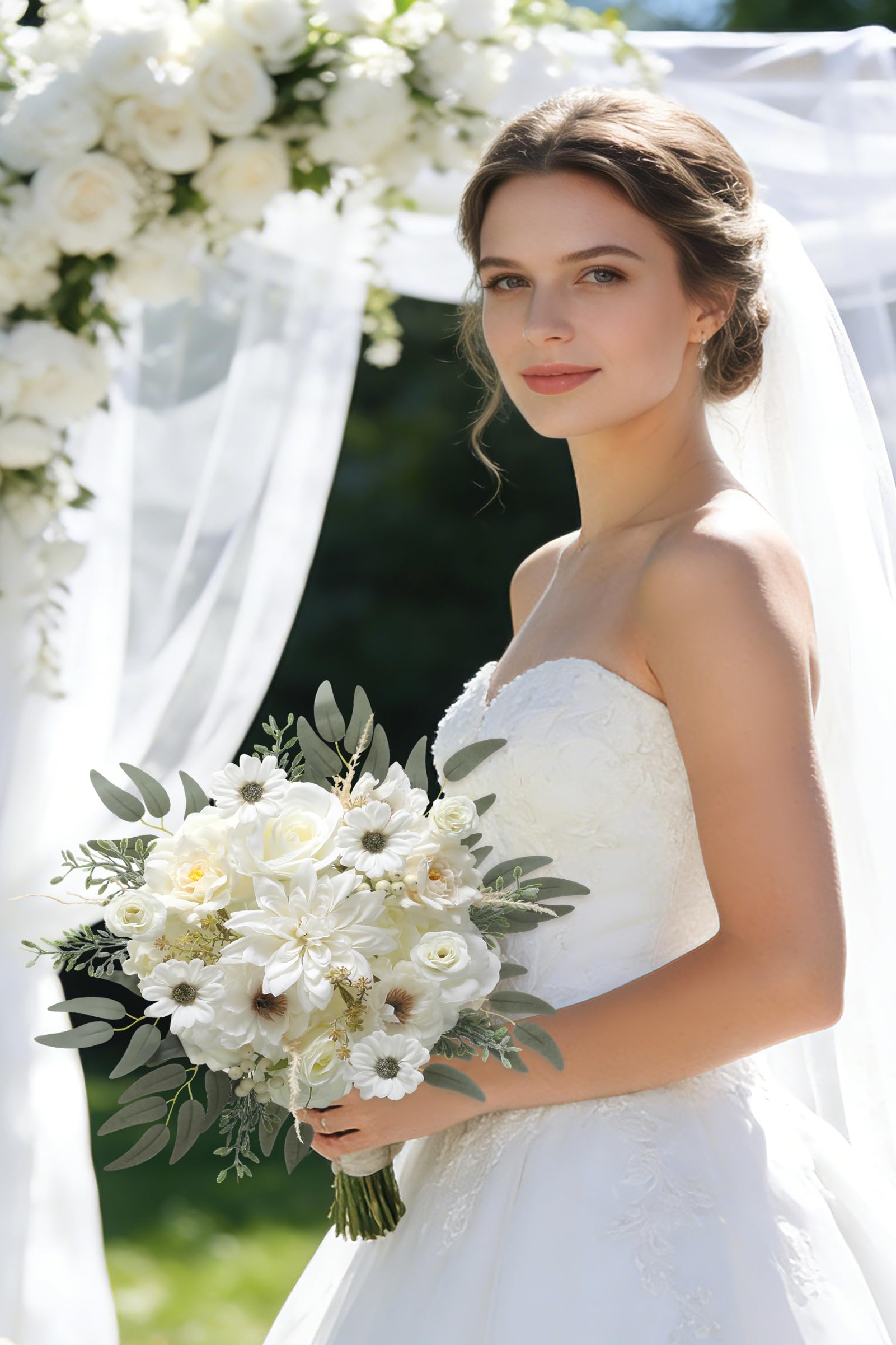 Koroni Flowers silk roses stems for easy crafting of centerpieces that stay fresh-looking.