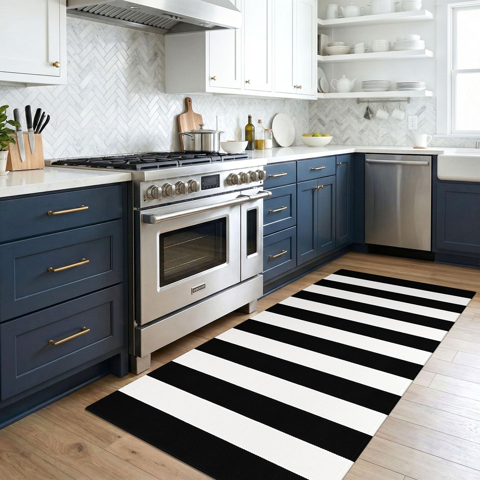 KOZYFLY rug works with non-slip pads for safer placement