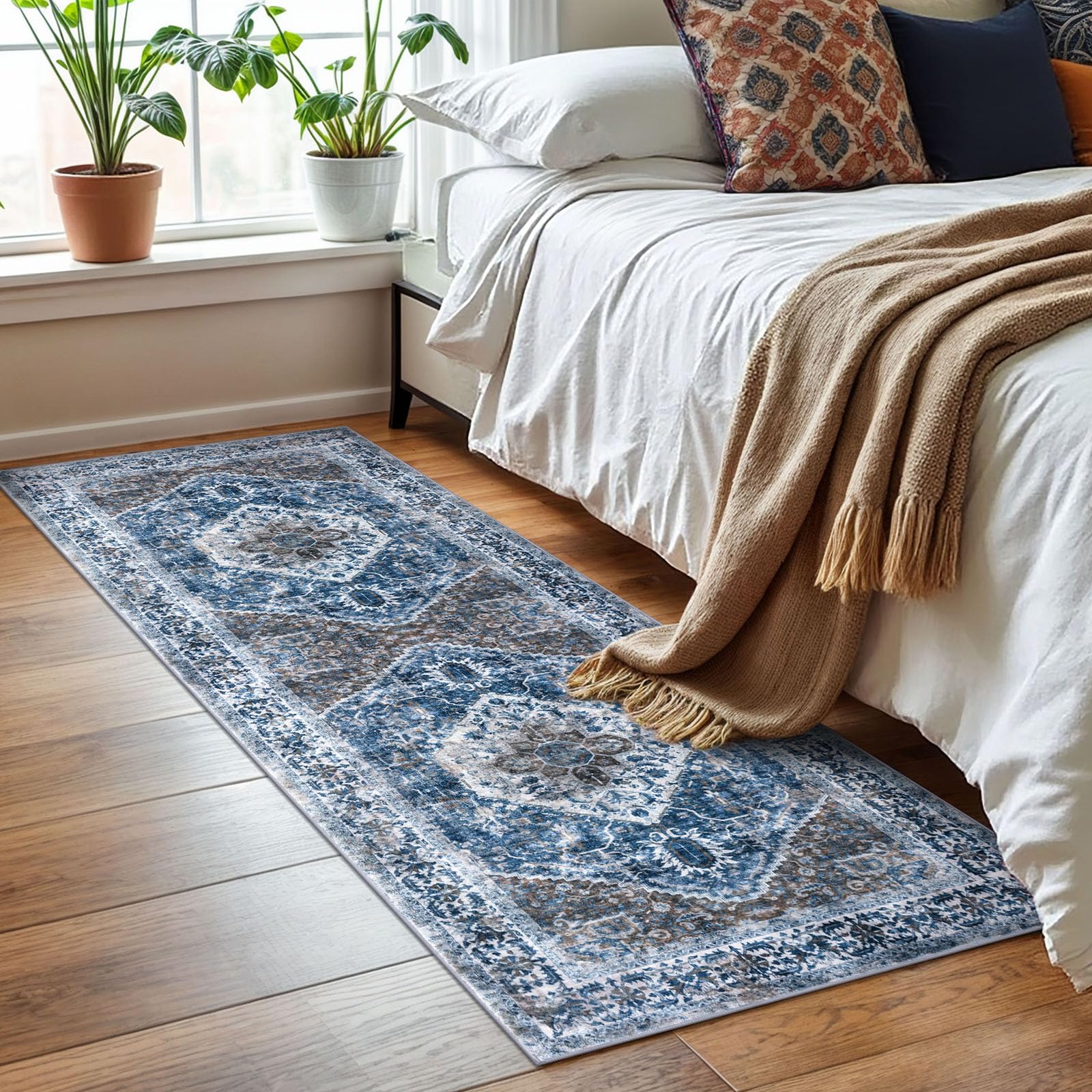 KOZYFLY medallion pattern suits kitchen or bedroom accents.