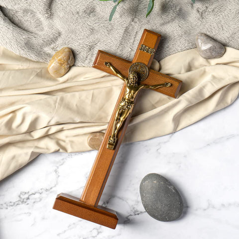 KUXBET religious gift cross combines sentiment and durable craftsmanship.