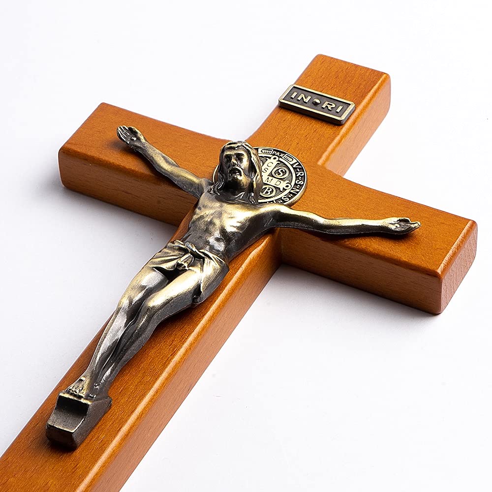 KUXBET wood-grain cross-detail enhances rustic charm in any room.