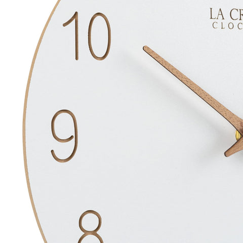 La Crosse 404-3630B natural wood finish dial adds warmth to any room.