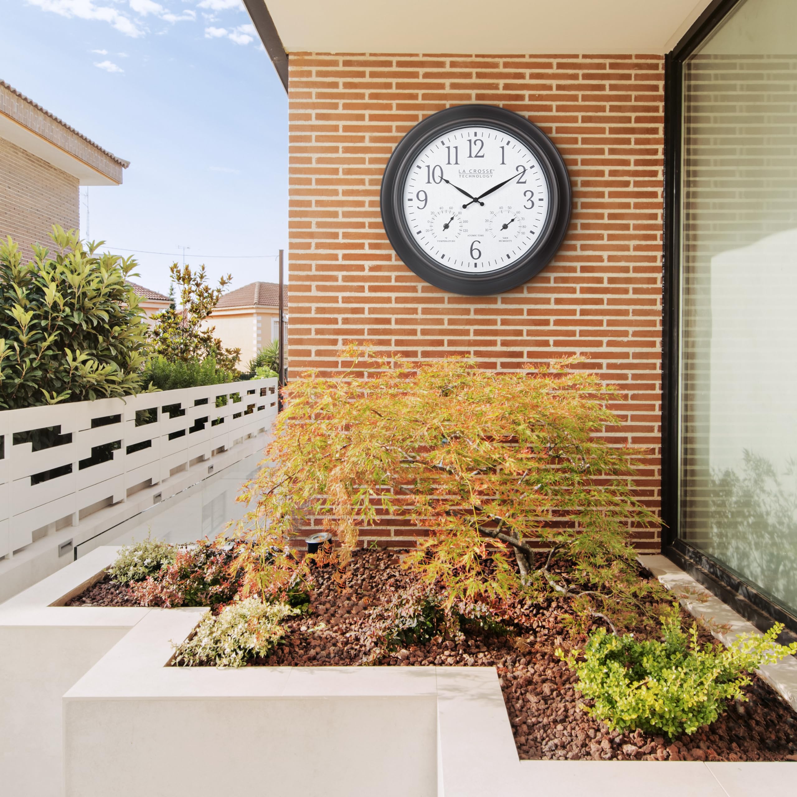 La Crosse 404-89027-INT clock offers up to five years on AA batteries